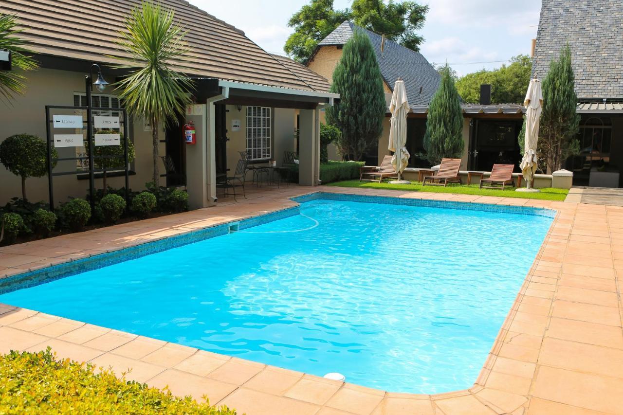 Scott'S Manor Guesthouse Function And Conference Venue Lichtenburg 외부 사진