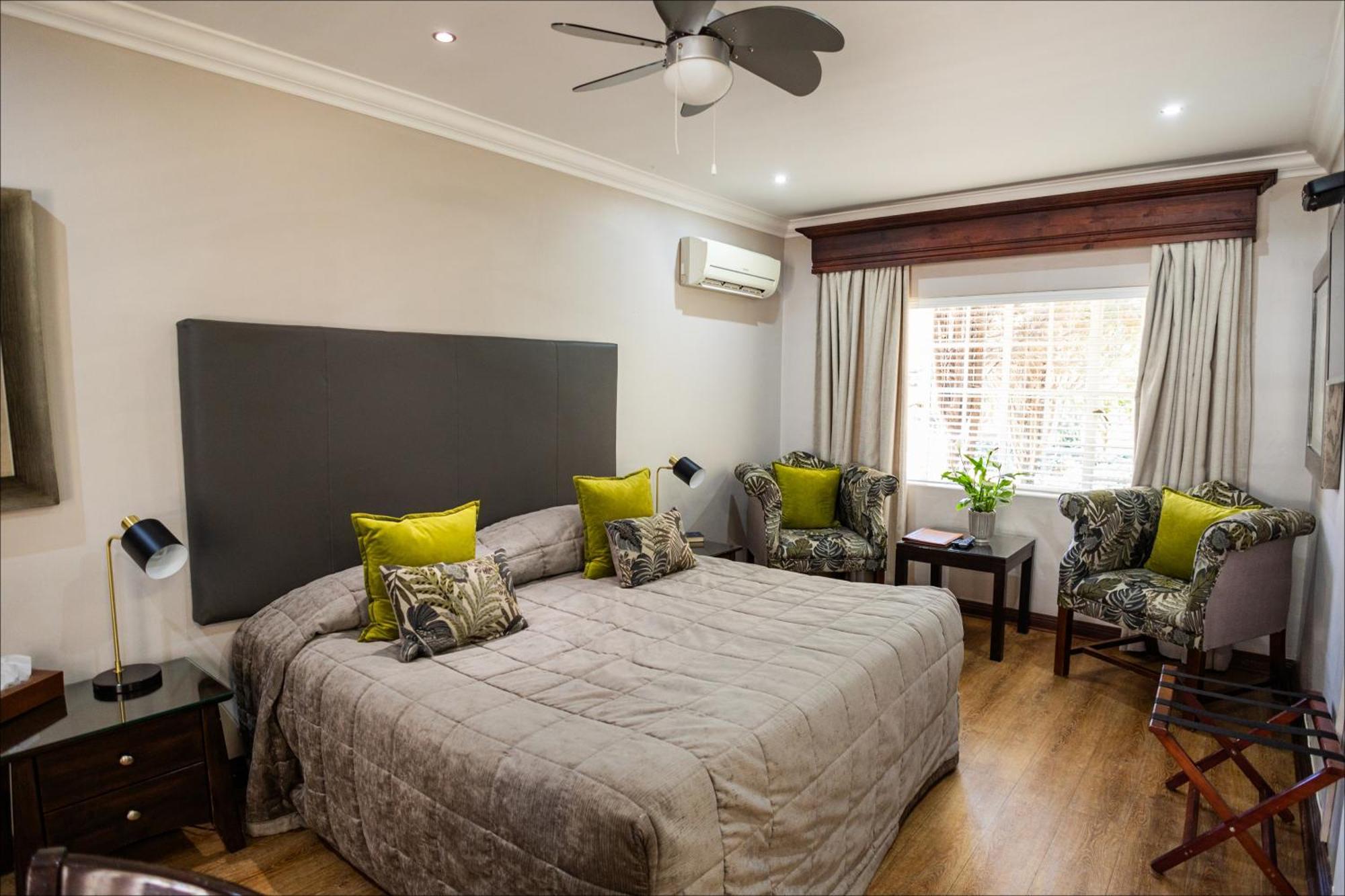 Scott'S Manor Guesthouse Function And Conference Venue Lichtenburg 외부 사진