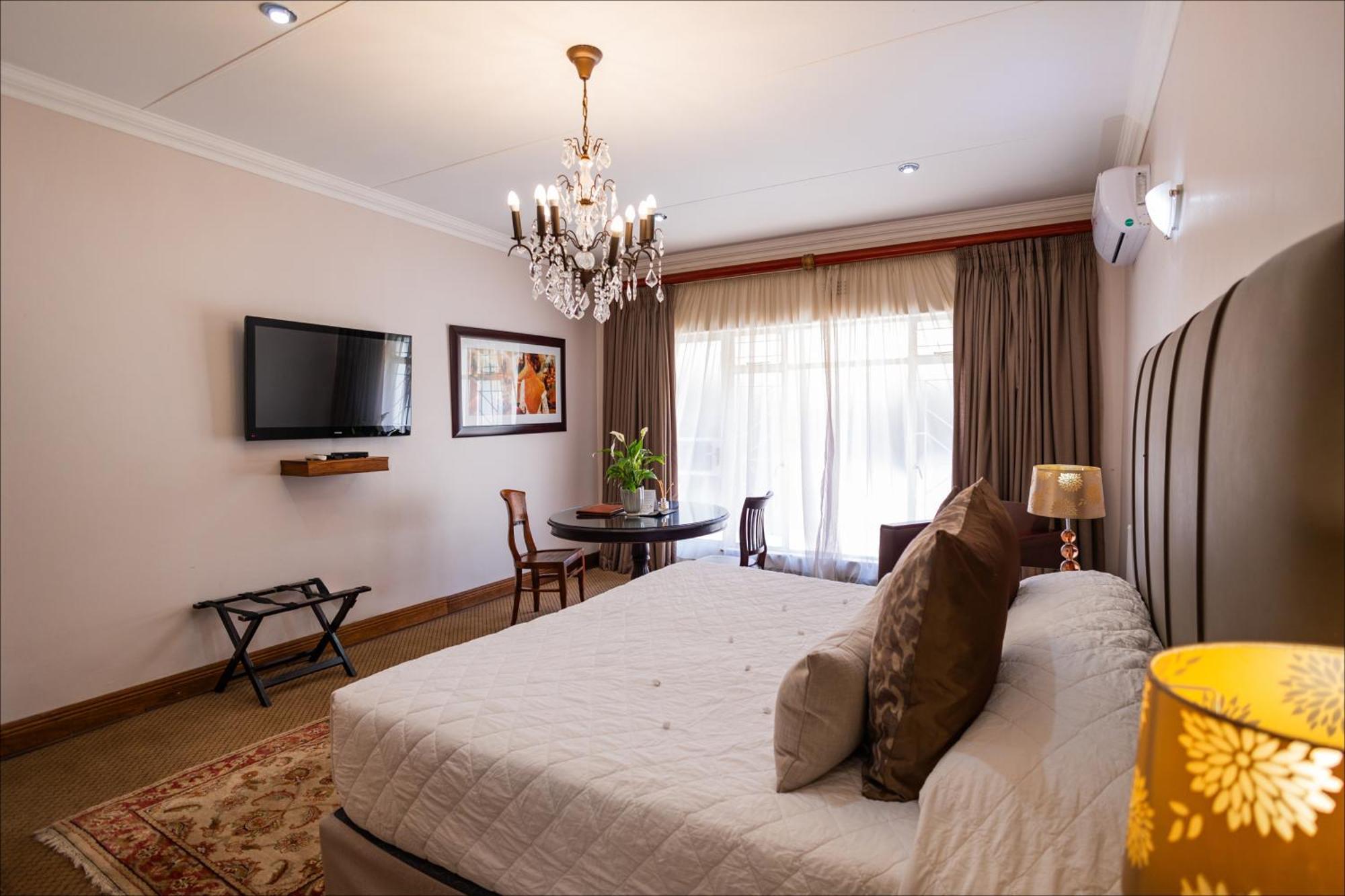 Scott'S Manor Guesthouse Function And Conference Venue Lichtenburg 외부 사진